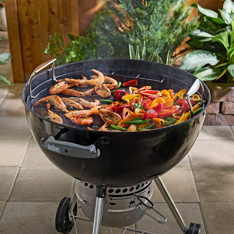 Weber Round Griddle Insert for Kettle Charcoal Barbecues (57cm) image 0