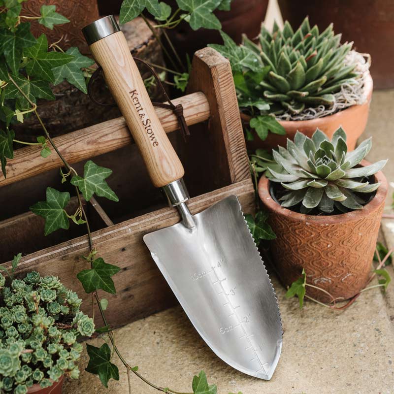 Kent & Stowe The Capability Trowel image 0