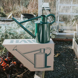 Haws The Bearwood Brook Watering Can (2 Gallon) image 8