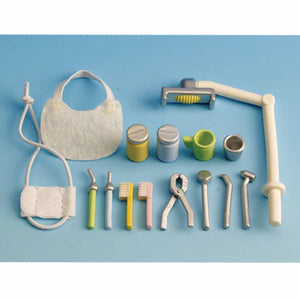 Sylvanian Families Country Dentist Set image 2