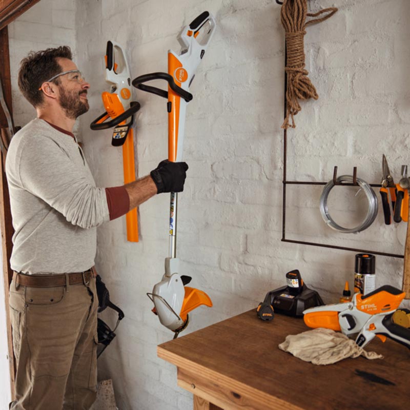 STIHL AL 1 Standard Battery Charger image 0