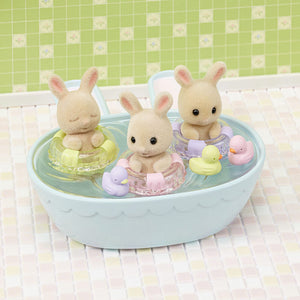 Sylvanian Families Triplets Baby Bathtime Set image 2