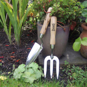 Wilkinson Sword Stainless Steel Hand Trowel image 2