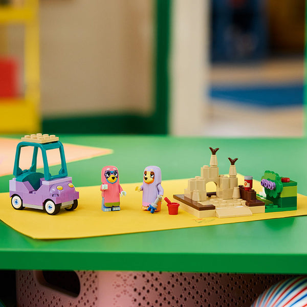 LEGO® Bluey ‘Grannies with Bingo and Bluey’ (11216)