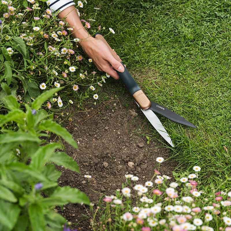 Kent & Stowe SureCut Single Handed Grass Shears image 0