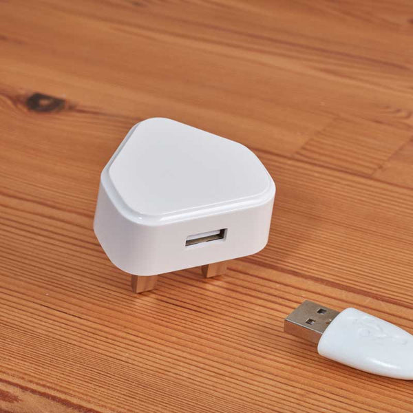 White USB Adaptor Plug image 3