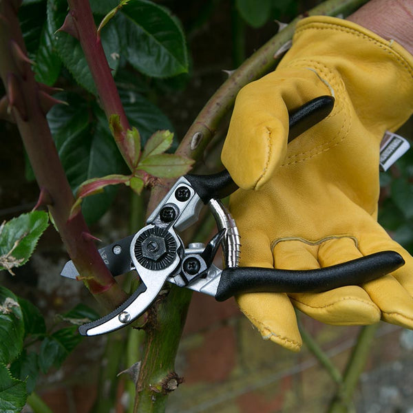 Wilkinson Sword Ultralight Anvil Pruner image 2