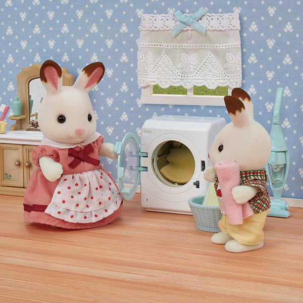 Sylvanian Families 'Laundry & Vacuum Cleaner' Set image 2