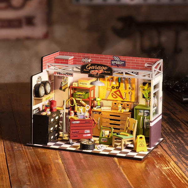 Robotime Garage Workshop DIY Miniature House image 1