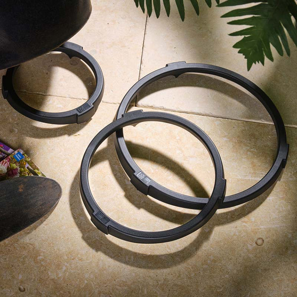 Pot-Mate Discreet Plant Pot Feet image 4