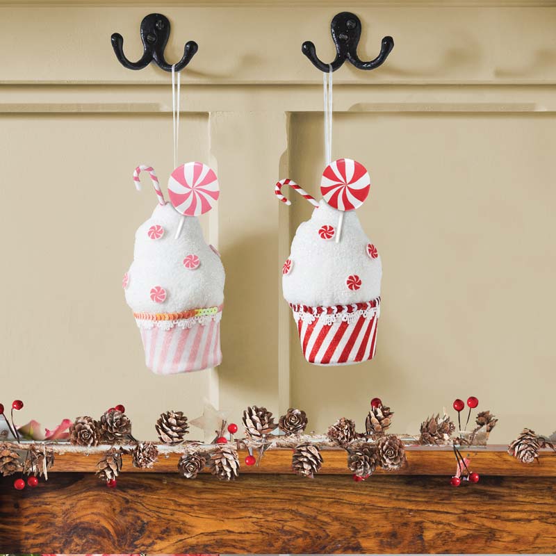 Three Kings Candy Cupcake Pendant (Assorted Designs) image 0