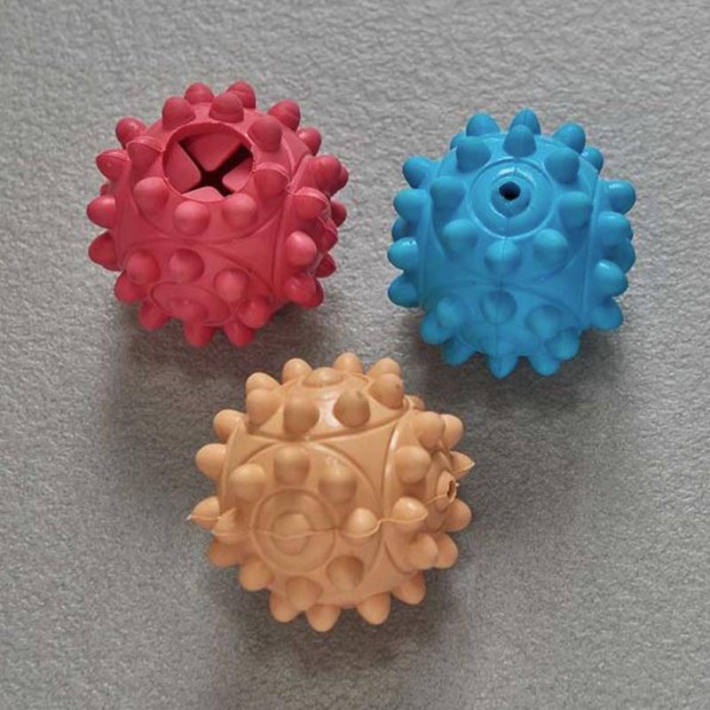 Zoon Uber-Activ Treat GumBall (Assorted Designs) image 0