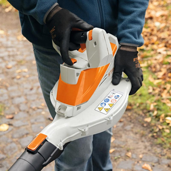 STIHL SHA 56 Cordless Vacuum Shredder & Leaf Blower Set (inc AK 20 Battery & AL 101 Charger) image 3