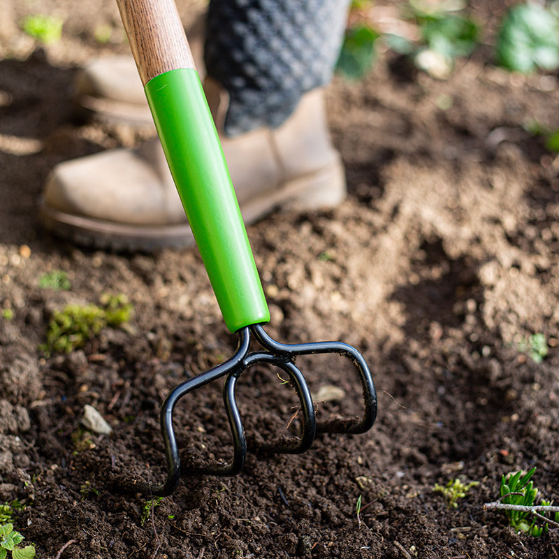 AMES 4 Prong Cultivator Carbon Steel image 0