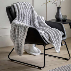 Kilburn & Scott Dogtooth Sherpa Throw in Silver image 0