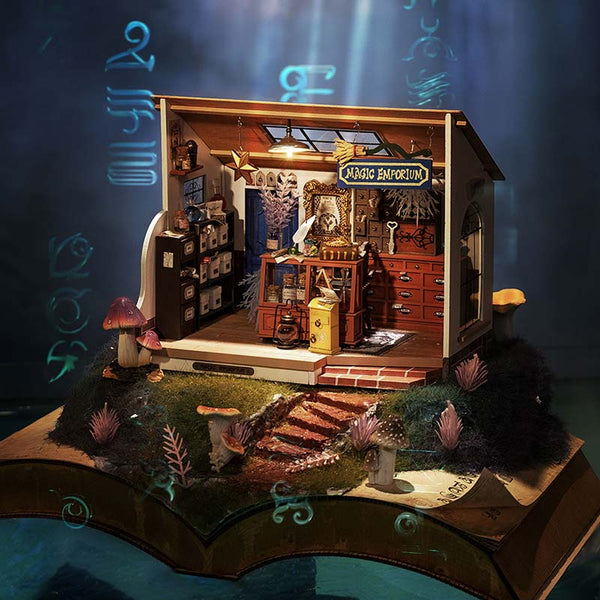 Robotime 'Kiki's Magic Emporium' DIY Miniature House image 5