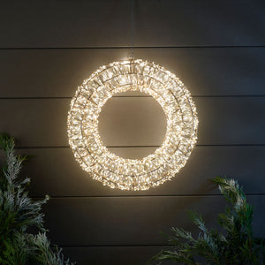 Beautiful Christmas Stella Ultra Wreath