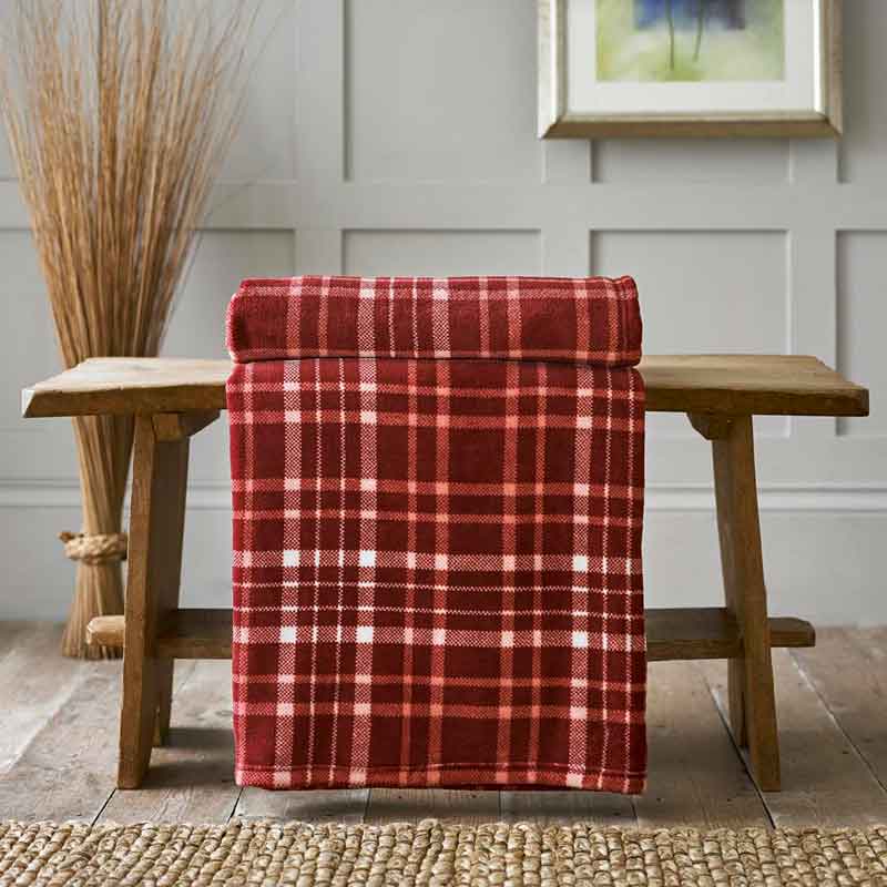 Deyongs Snuggle Touch Tartan Throw - Merlot image 0