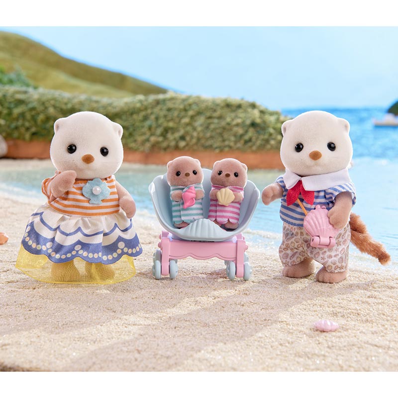 Sylvanian Families 'Sea Otter Family' image 0