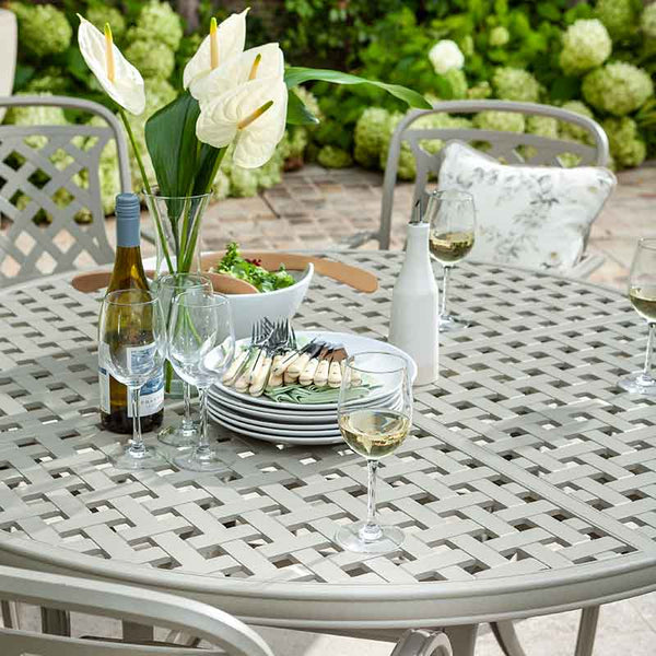Hartman Berkeley 6 Seat Outdoor Dining Set in Maize with Round Table, Parasol & Base image 2