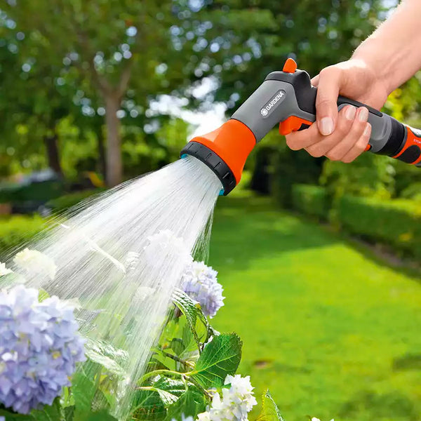GARDENA Classic Watering Sprayer image 3