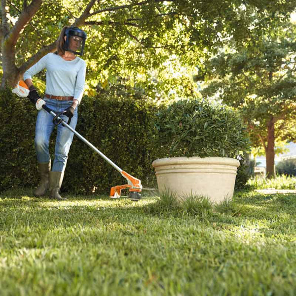 STIHL FSA 60 R Cordless Grass Trimmer (Shell Only) image 1