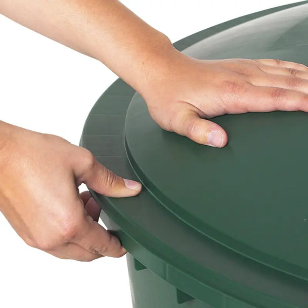 Round Water Butt with Lid & Tap (210 litres) image 2