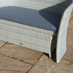 Bramblecrest Tetbury Cloud Tree-Free Balcony Set with 2.5m Parasol & 15kg Base image 5