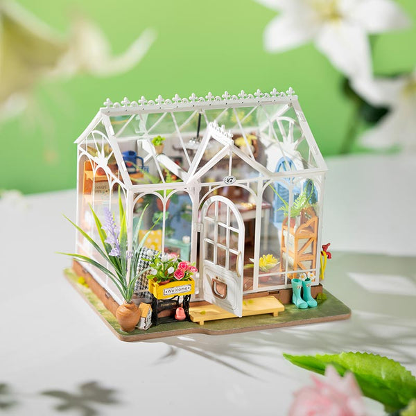Robotime 'Dreamy Garden House' DIY Miniature House image 2