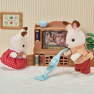 Sylvanian Families 'Laundry & Vacuum Cleaner' Set image 3