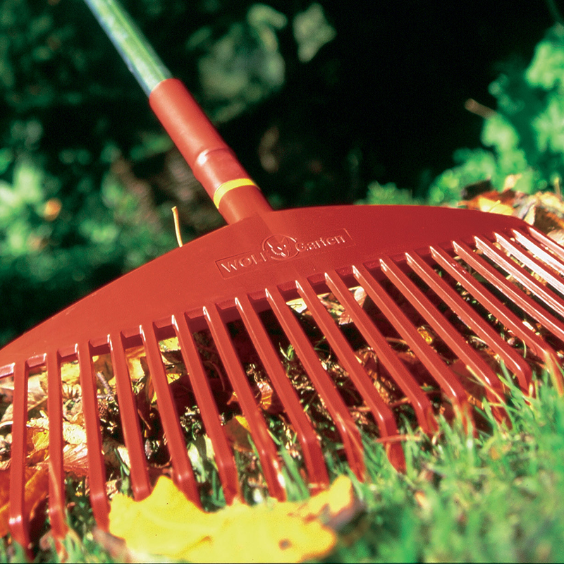 Wolf Garten multi-change Leaf Rake (42cm) image 0