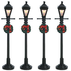 Lemax Gas Lantern Street Lamp (Set of 4) image 0