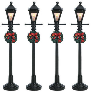 Lemax Gas Lantern Street Lamp (Set of 4) image 0
