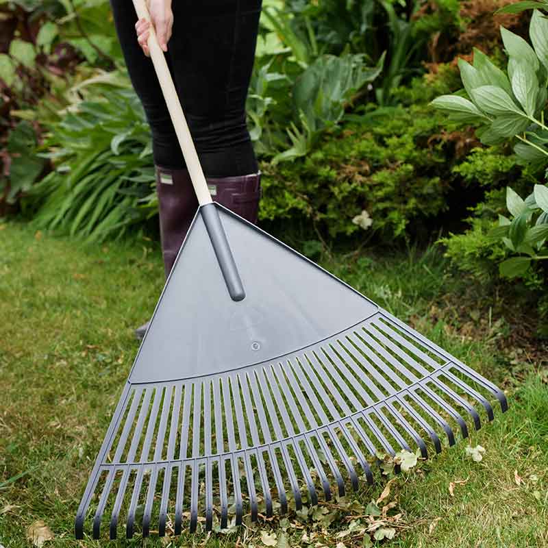 Kent & Stowe Ultimate Leaf Rake image 0