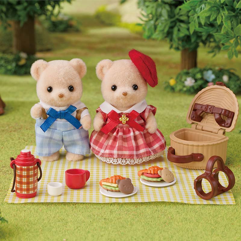 Sylvanian Families Biscuit Bear Sister & Brother - Delicious Picnic Set image 0
