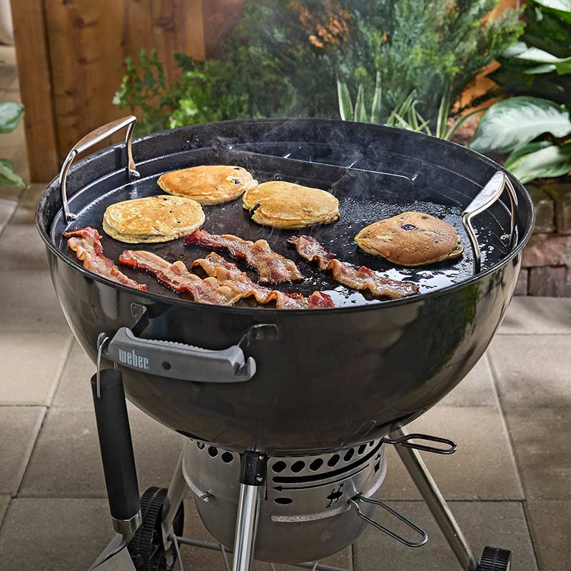Weber Round Griddle Insert for Kettle Charcoal Barbecues (57cm) image 0