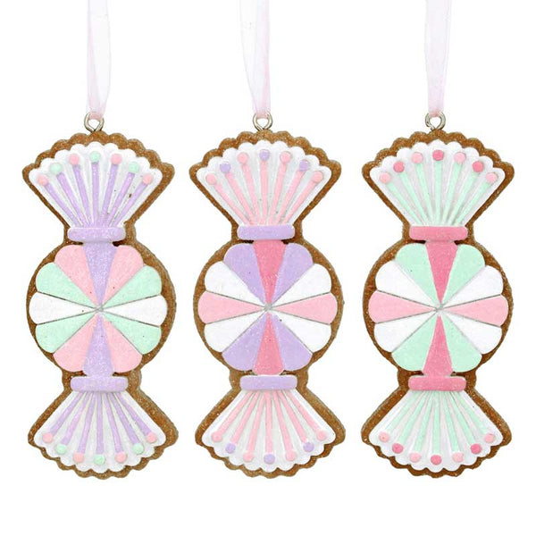 Gisela Graham Resin Gingerbread Sweet (Assorted Designs) image 0