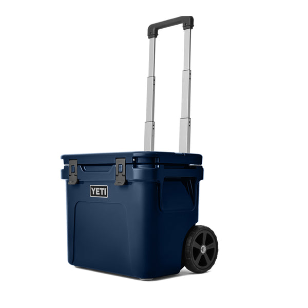 YETI Roadie 32 Wheeled Cool Box Navy image 6