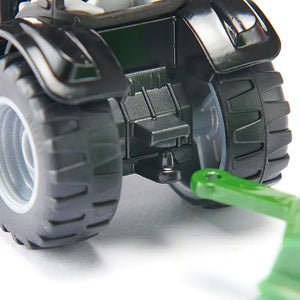 siku 1397 Toy Tractor for Children Model "DEUTZ-FAHR TTV 7250 Warrior" image 4