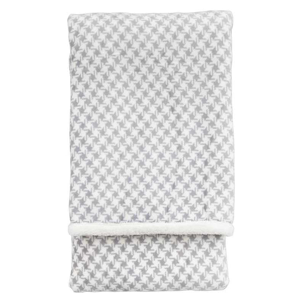Kilburn & Scott Dogtooth Sherpa Throw in Silver image 5