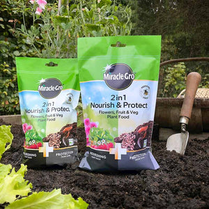 Miracle-Gro 2 in 1 Nourish & Protect Flowers, Fruit & Veg image 3