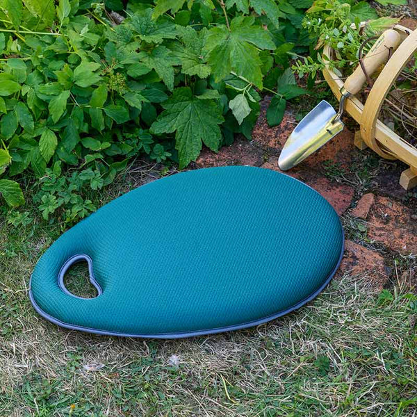 Burgon & Ball Kneelo® Garden Kneeler & Gardening Gloves Bundle - Evergreen image 2