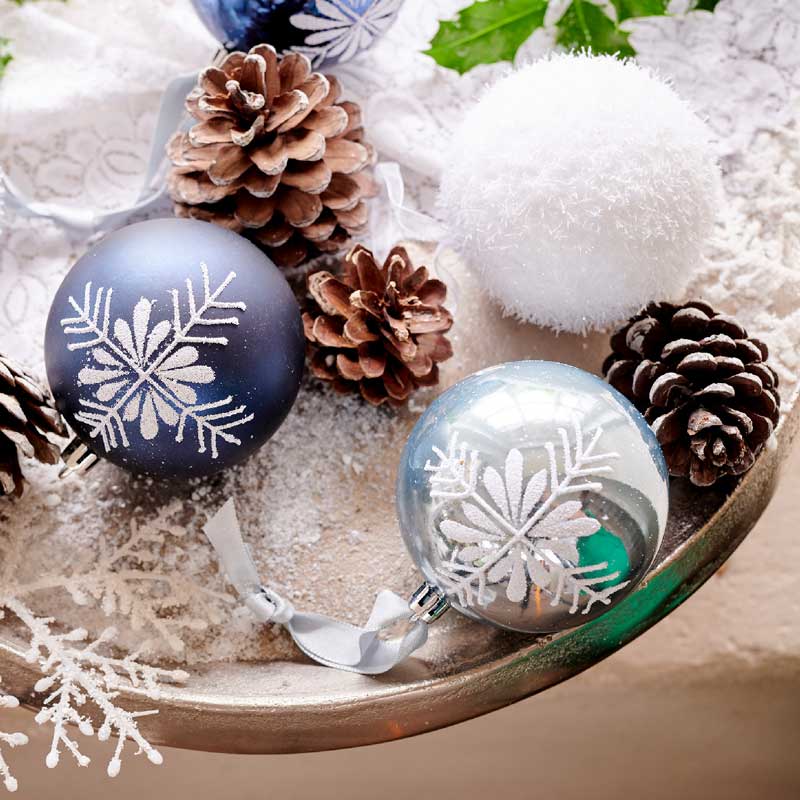Decoris Foam Bauble with Ice Design image 0