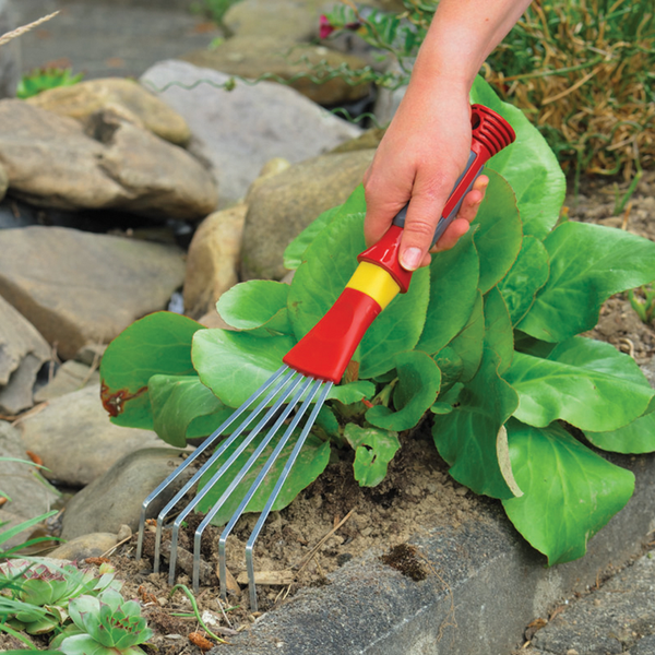 Wolf Garten Small Sweep with Fixed Handle (11.5cm) image 1