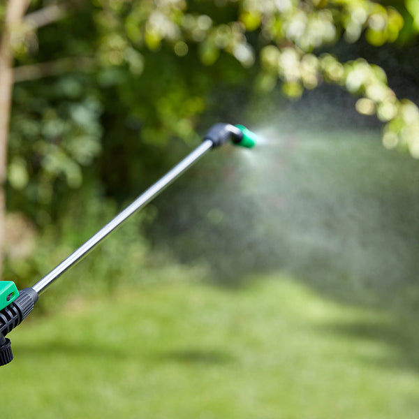 Smart Garden SmartPro 4-Litre Pressure Sprayer image 1