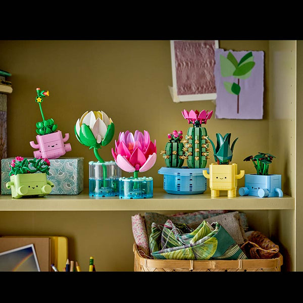 LEGO® Botanicals Water Lilies (11511) image 11