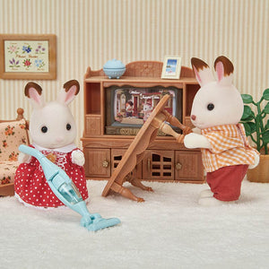 Sylvanian Families 'Laundry & Vacuum Cleaner' Set image 4