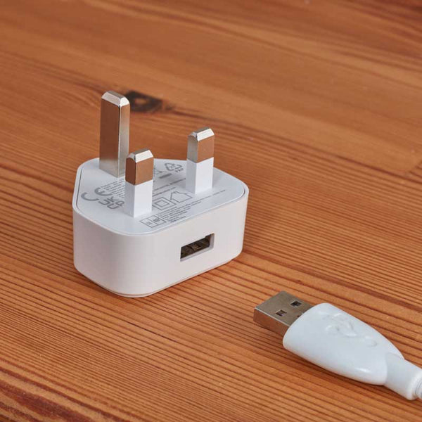 White USB Adaptor Plug image 2