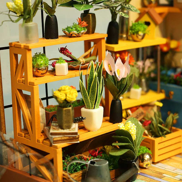 Robotime 'Cathy's Flower House' DIY Miniature House image 4