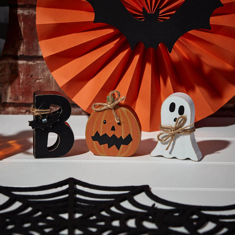 Langs Boo Shaped Spooky Blocks (Set of 3) image 0